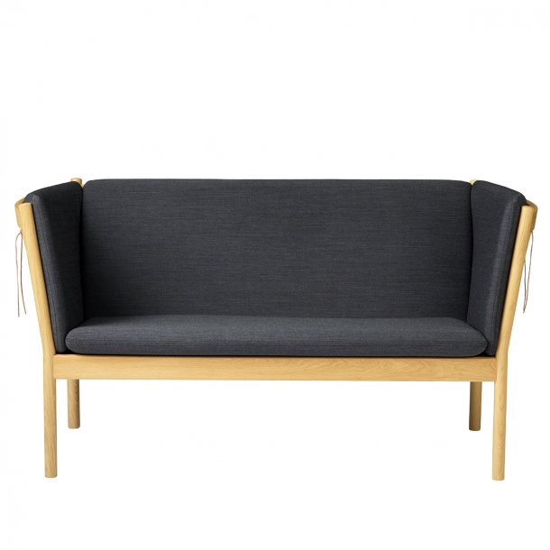 J148 2-pers sofa <br>(Eg/Mrkegr uld)